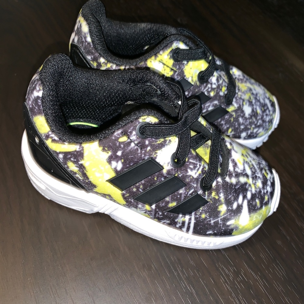 Toddler shoes